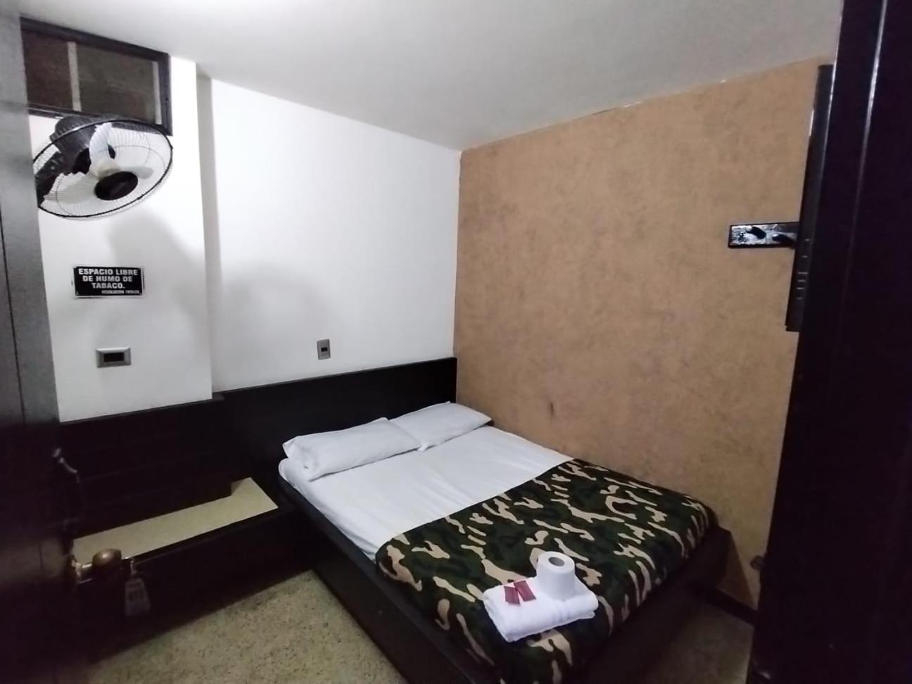 Hotel Country 麦德林 外观 照片